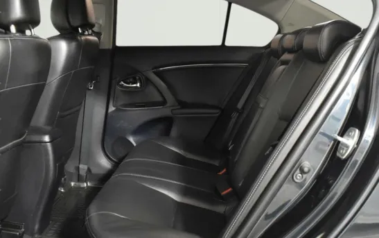 Toyota Avensis 1.80 вариатор, фото №1