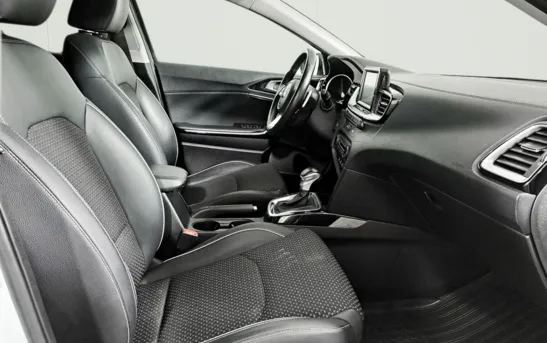 Kia Ceed 1.40 робот, фото №1