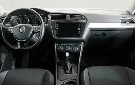 Volkswagen Tiguan 1.40 робот, фото №1