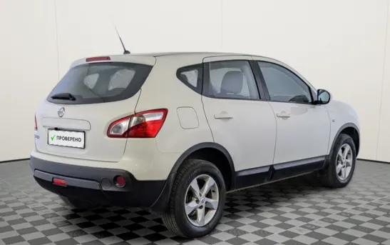 Nissan Qashqai 1.60 вариатор, фото №1