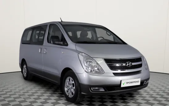 Hyundai H-1 2.50 автоматическая, фото №1