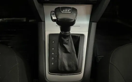 Skoda Octavia 1.80 робот, фото №1