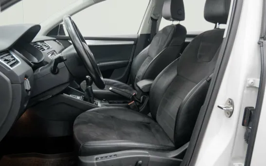 Skoda Octavia 1.80 механика, фото №1