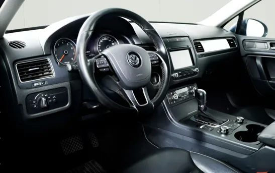 Volkswagen Touareg 3.60 автоматическая, фото №1