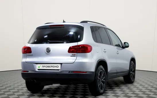 Volkswagen Tiguan 1.40 механика, фото №1