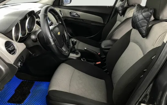 Chevrolet Cruze 1.60 механика, фото №1