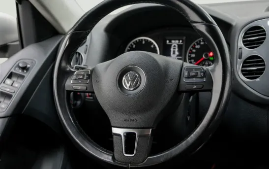 Volkswagen Tiguan 2.00 автоматическая, фото №1