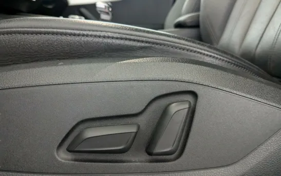 Audi A4 2.00 робот, фото №1