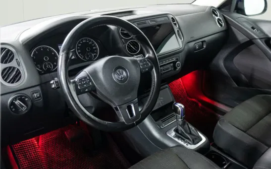 Volkswagen Tiguan 2.00 автоматическая, фото №1