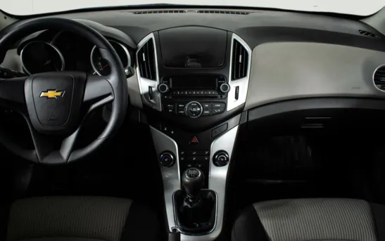 Chevrolet Cruze 1.60 механика, фото №1