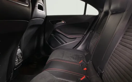 Mercedes-Benz CLA 1.60 робот, фото №1