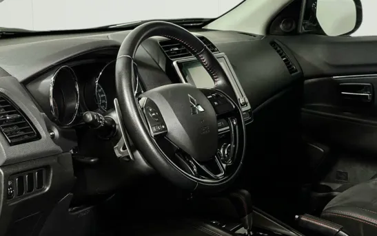 Mitsubishi ASX 2.00 вариатор, фото №1