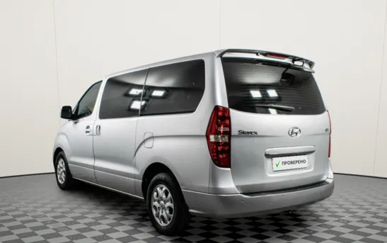 Hyundai Grand Starex 2.50 автоматическая, фото №1
