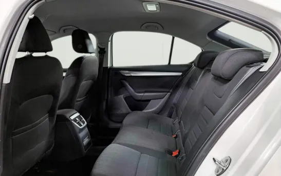 Skoda Octavia 1.40 робот, фото №1