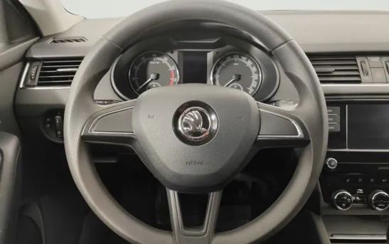 Skoda Octavia 1.60 автоматическая, фото №1