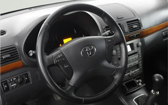 Toyota Avensis 1.80 механика, фото №1