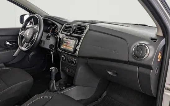 Renault Sandero 1.60 автоматическая, фото №1