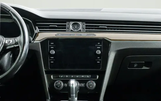 Volkswagen Passat 1.40 робот, фото №1