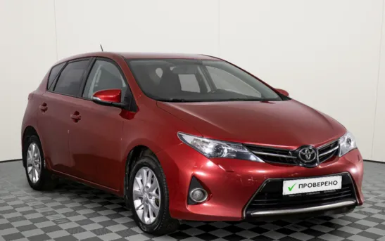 Toyota Auris 1.60 вариатор, фото №1