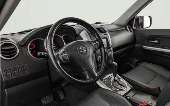 Suzuki Grand Vitara 2.40 автоматическая, фото №1