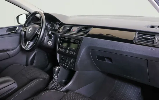 Skoda Rapid 1.40 робот, фото №1