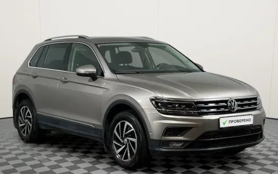 Volkswagen Tiguan 2.00 робот, фото №1