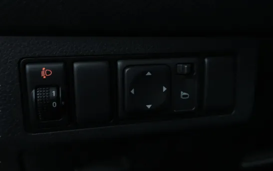 Nissan Tiida 1.60 автоматическая, фото №1