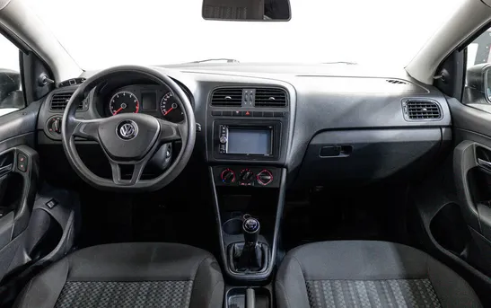 Volkswagen Polo 1.60 механика, фото №1