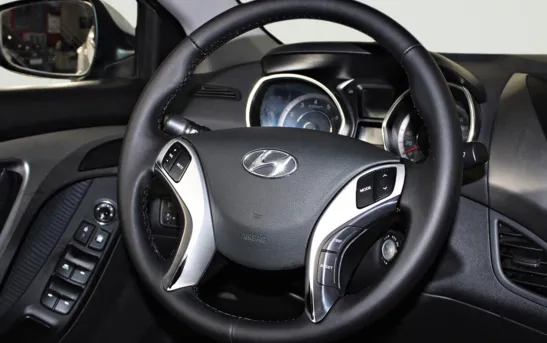 Hyundai Elantra 1.60 автоматическая, фото №1