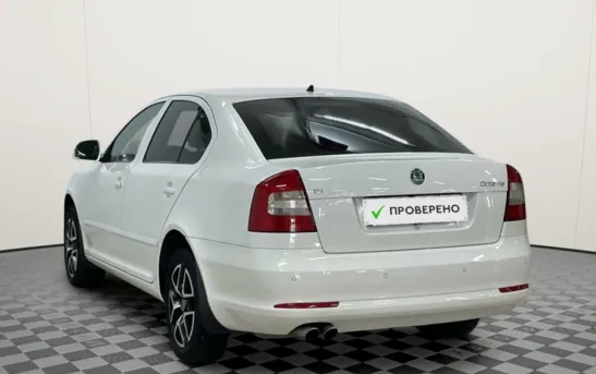 Skoda Octavia 1.80 робот, фото №1