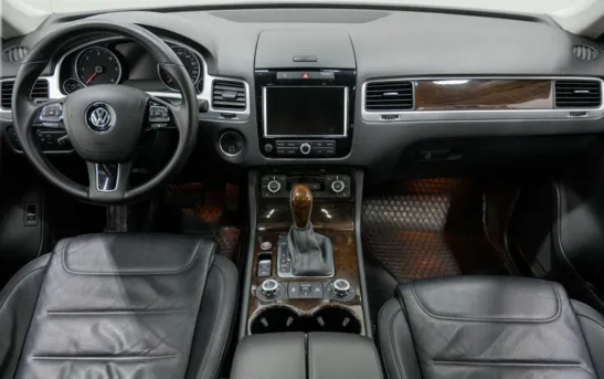 Volkswagen Touareg 3.00 автоматическая, фото №1