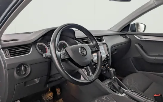 Skoda Octavia 1.40 робот, фото №1